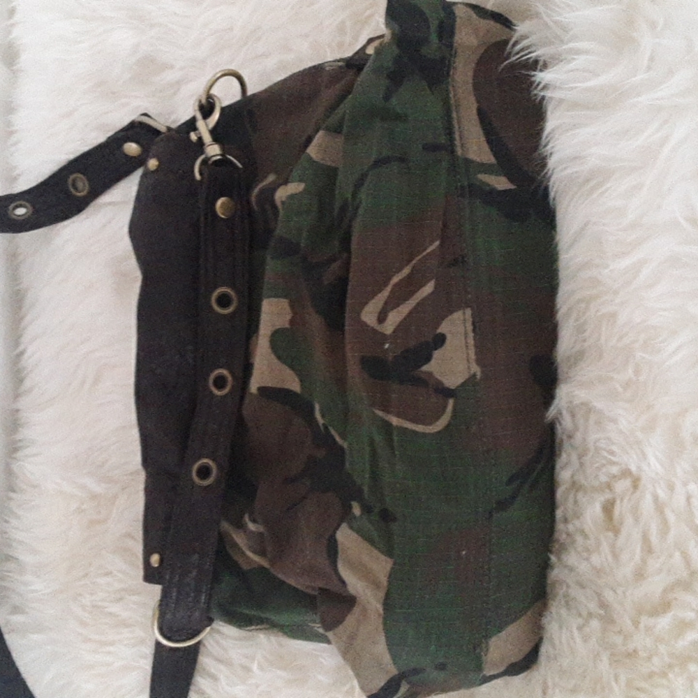 Unisex Crossbody Shoulder Handbag Camo Camouflage  Bag - Picture 5 of 6